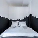 Old Town Spot Apartment *